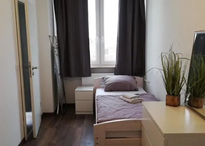 Zentral Gelegenes Zwei-zimmer Mit Skylineblick Apartman Offenbach am Main